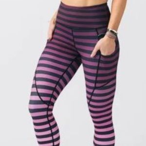 Zyia active purple to pink ombré striped leggings